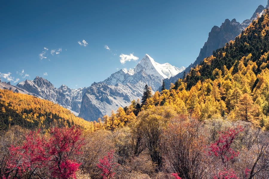 Foto de las montañas en Shangrila